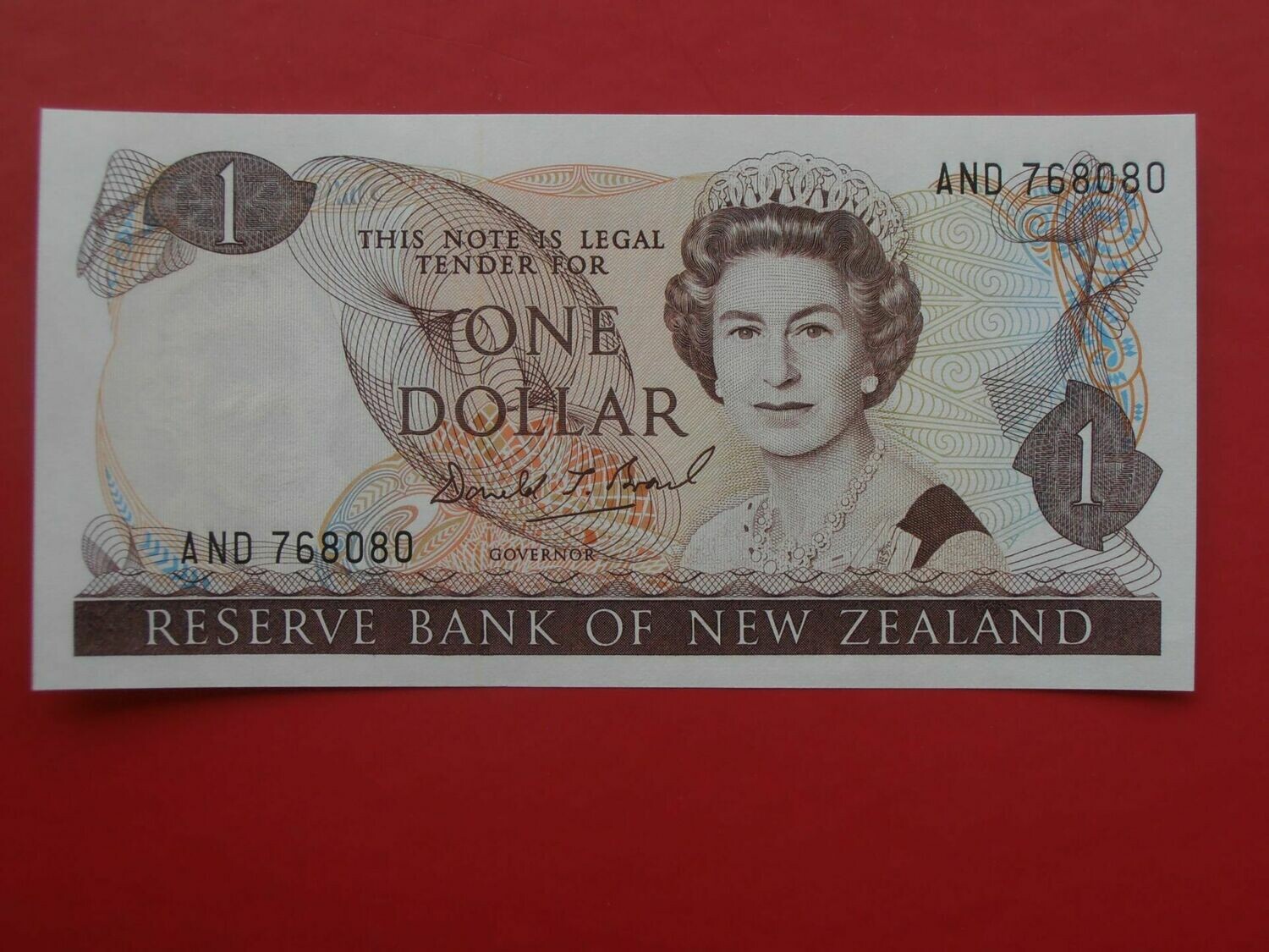 New Zealand 1 Dollar  -  1977-81