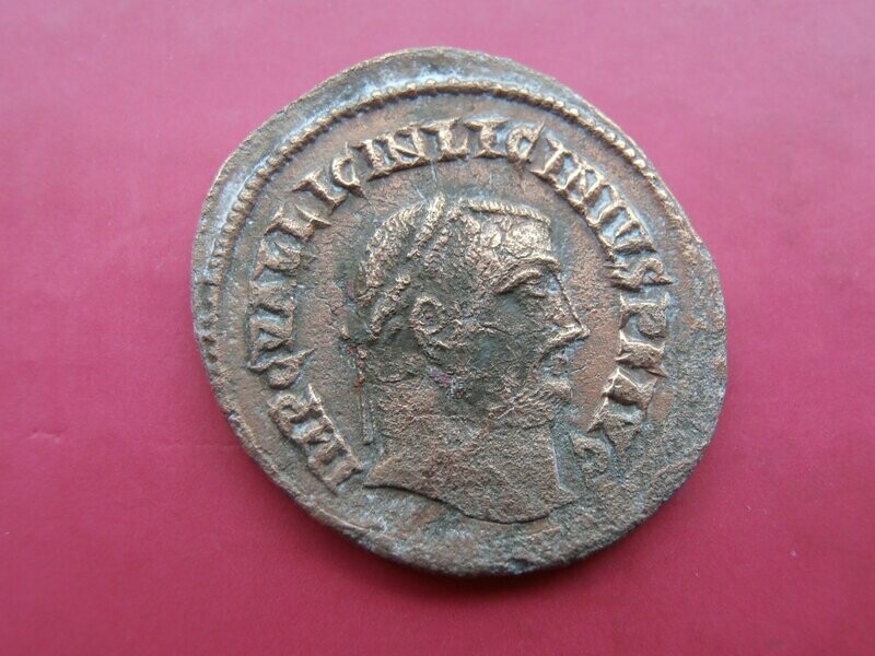 Licinius AE3  308 - 324 AD