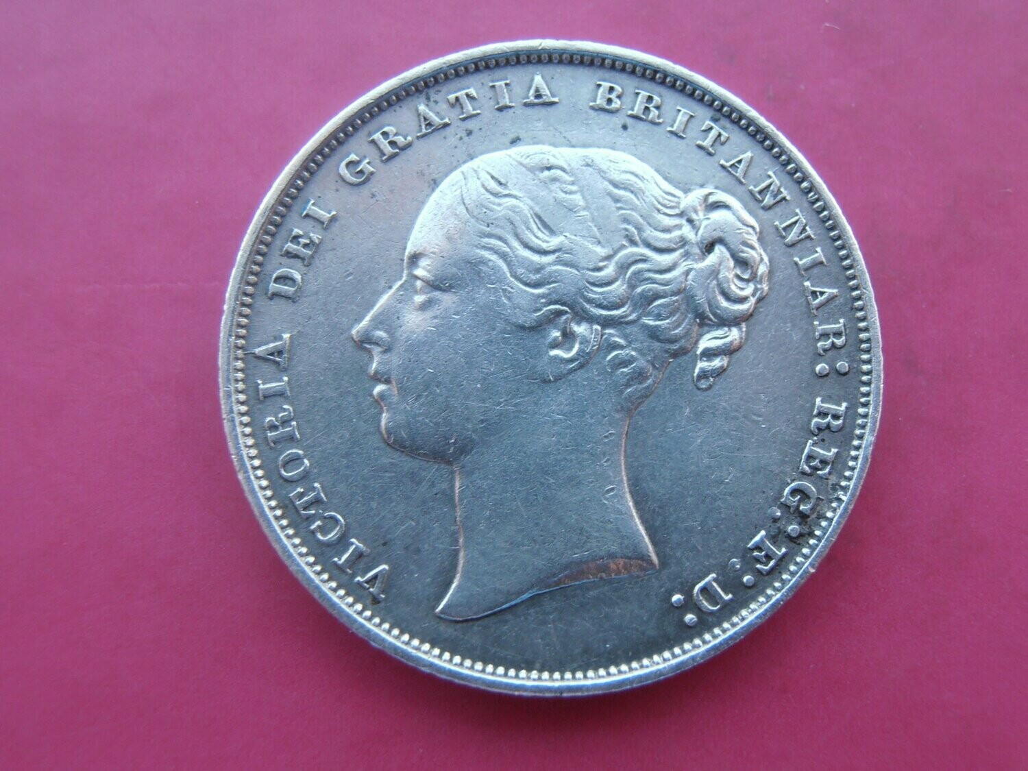1852  -  Shilling