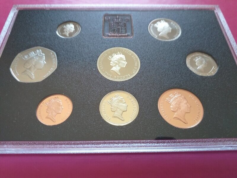 1995  -  Proof Set  (Red Leather Case)