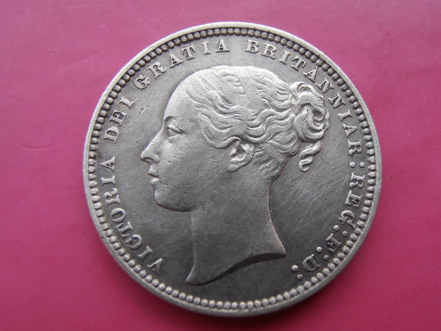 1872  -  Shilling  (Die 34)