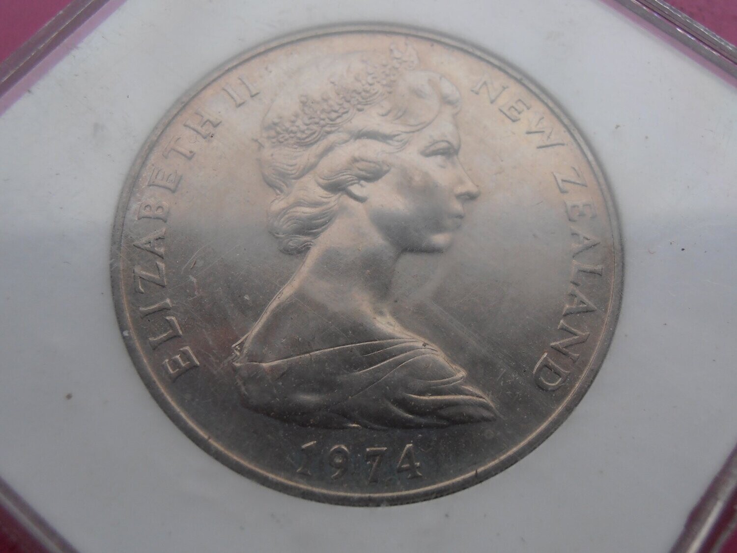 New Zealand  1 Dollar  -  1974 (Commonwealth Games)
