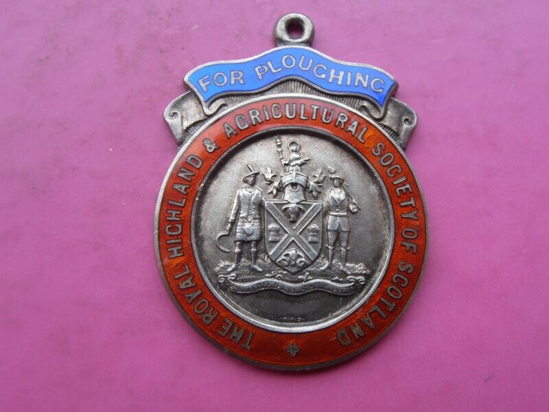 Royal Highland & Agricultural Society of Scotland Ploughing Medal  -  1971