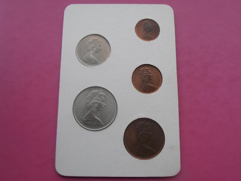 Britains First Decimal Coins