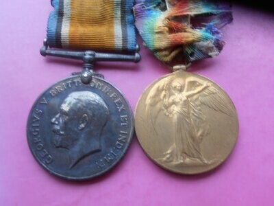 First War Pair with Glengarry Badge (KIngs Own Scottish Borderers)