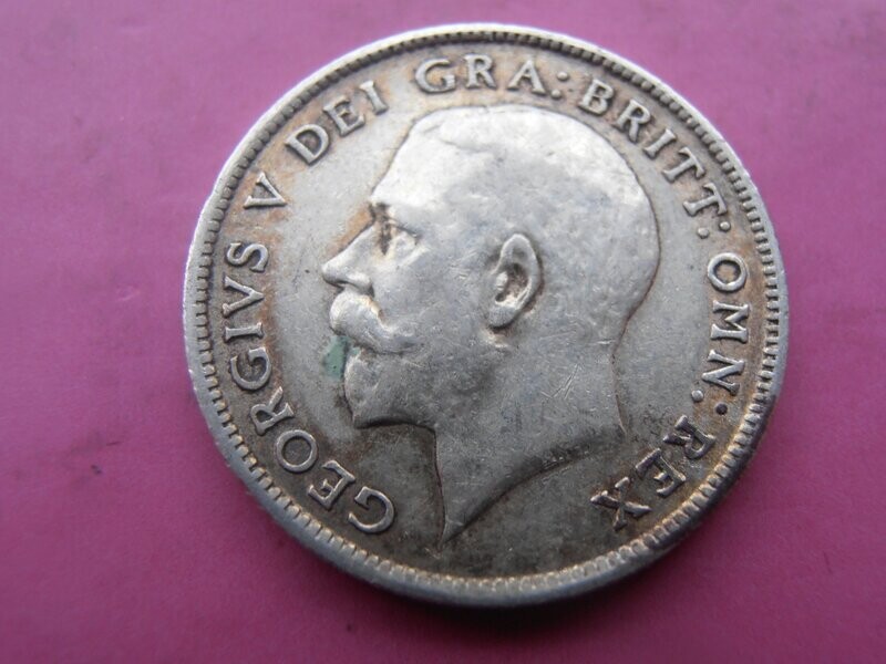 1915  -  Sixpence