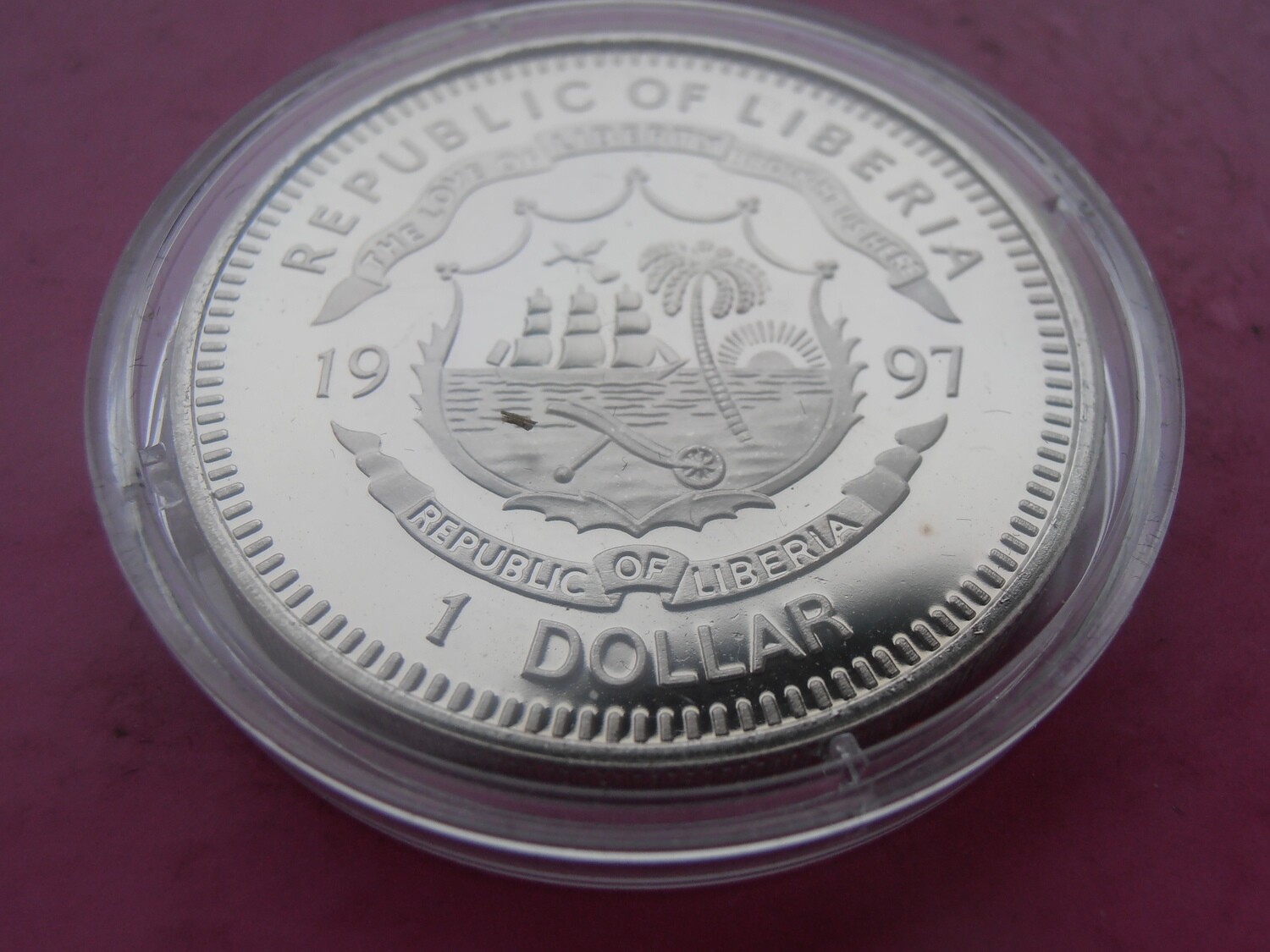 Liberia One Dollar - 1997 (Marine Life)