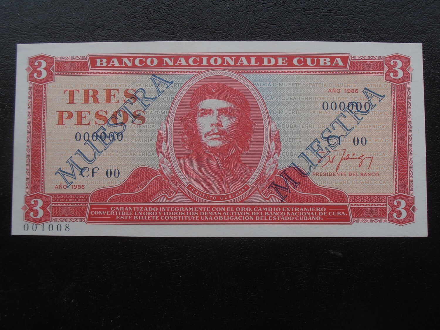 CB - 3 Pesos - 1986 Specimen