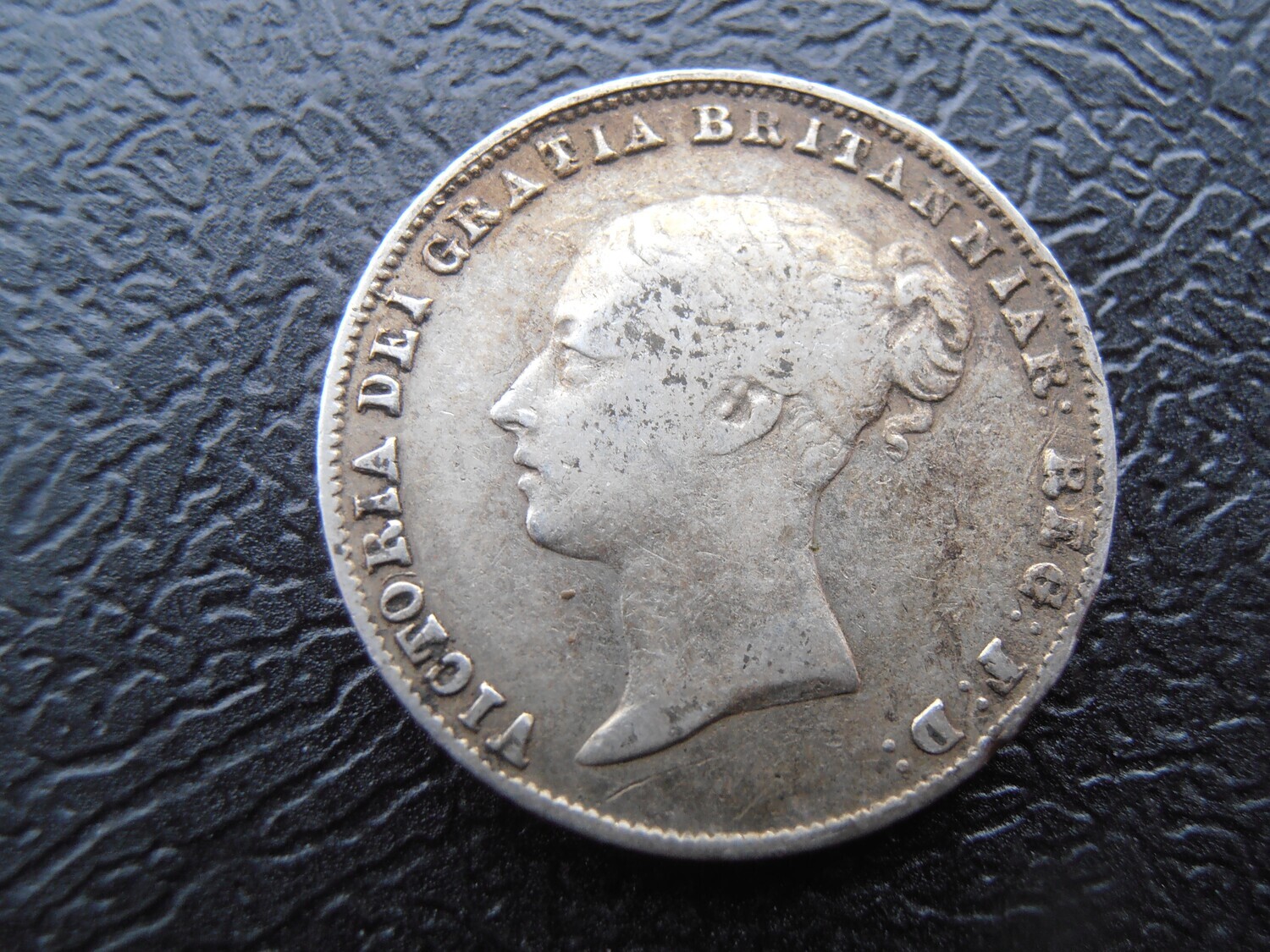 1860 - Sixpence