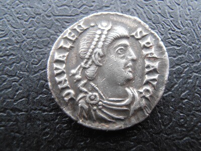 Valens Siliqua - 364-378 AD (Trier)