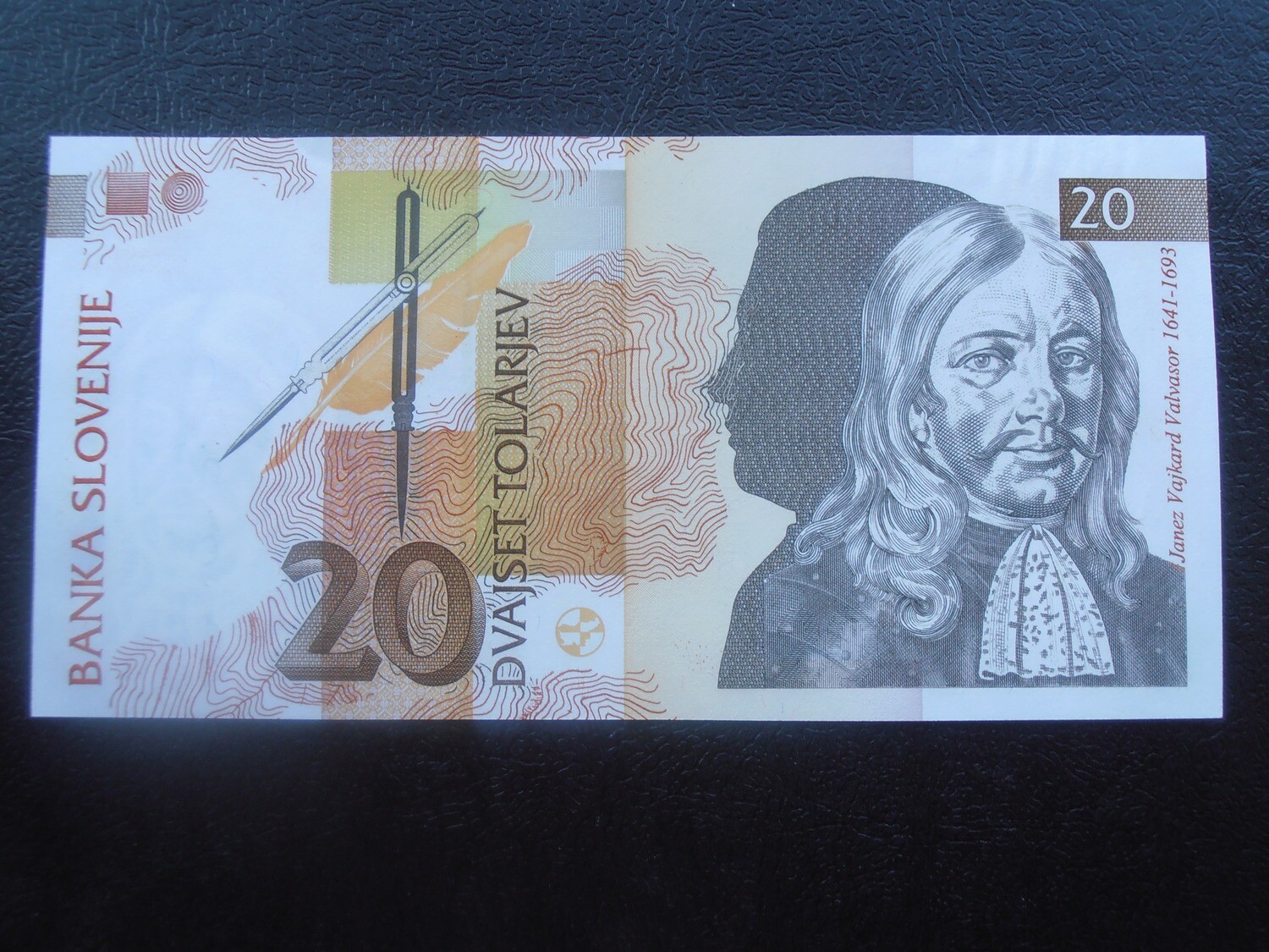 Slovenia 20 Tolarjev  -  1992