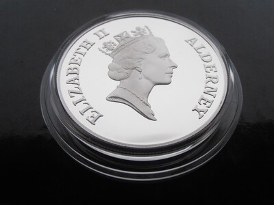 Alderney £5 Silver Proof - 1995 (Lady of the Century)