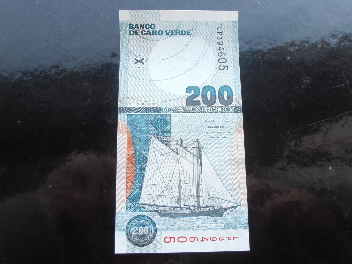 Cape Verde 200 Escudos - 2005