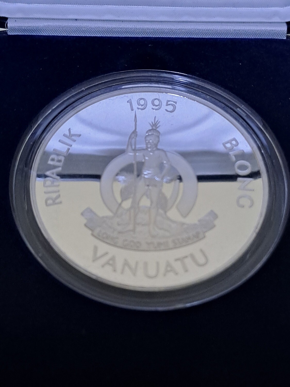Vanuatu 100 Vatu - 1995 (Queen Mother)