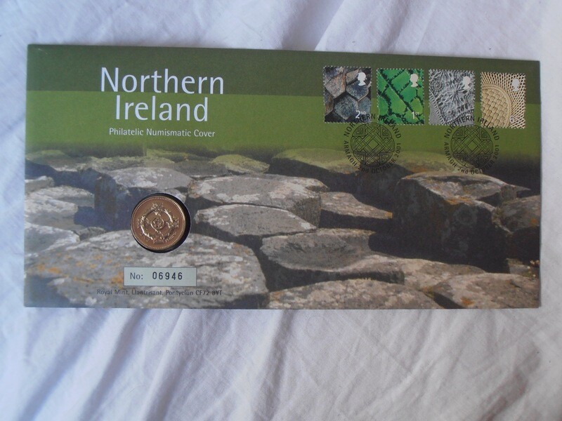 United Kingdom £1 First Day Cover - 2001 (Northern Ireland)