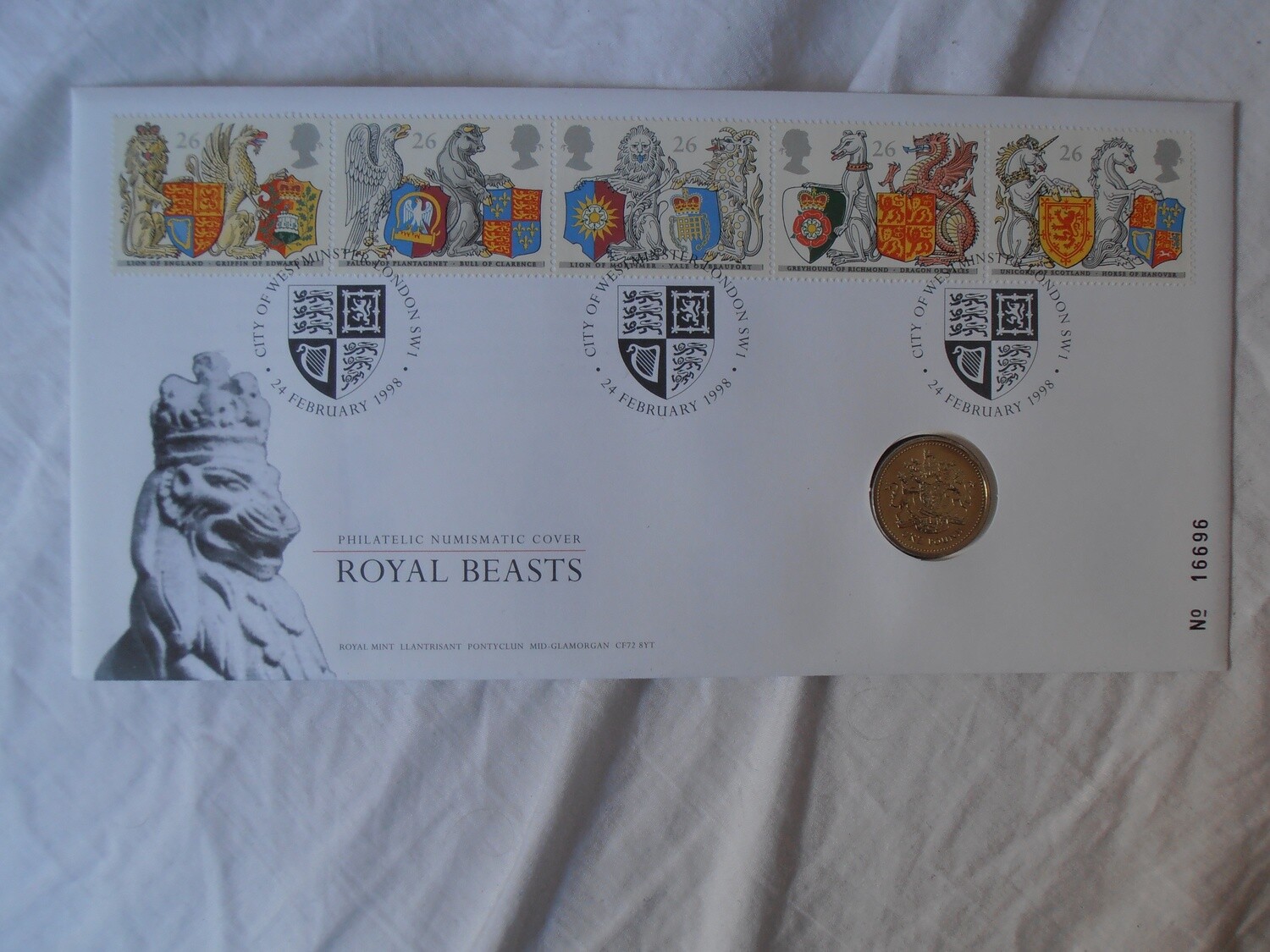 United Kingdom £1 First Day Cover - 1998 (Royal Beasts)
