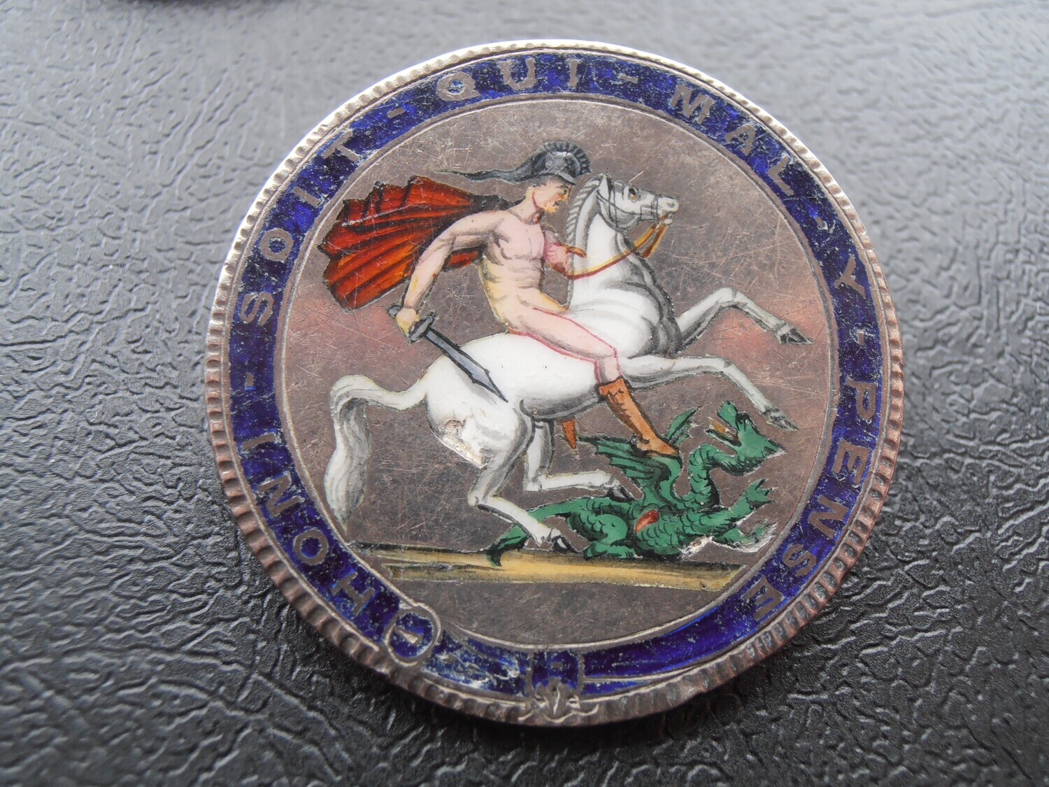 1819 - Crown  (Enamelled and Brooched)