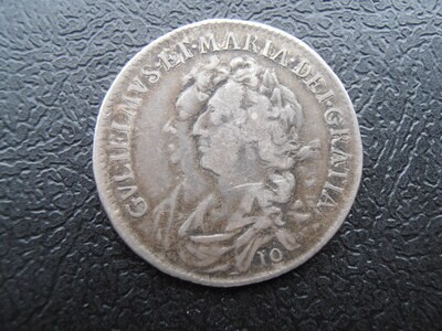 William & Mary Ten Shillings - 1690 0 Over 9 (Very Scarce)