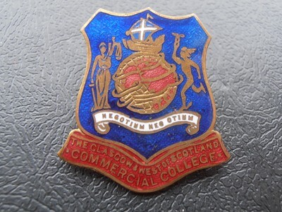 Glasgow & West of Scotland Commercial College Badge