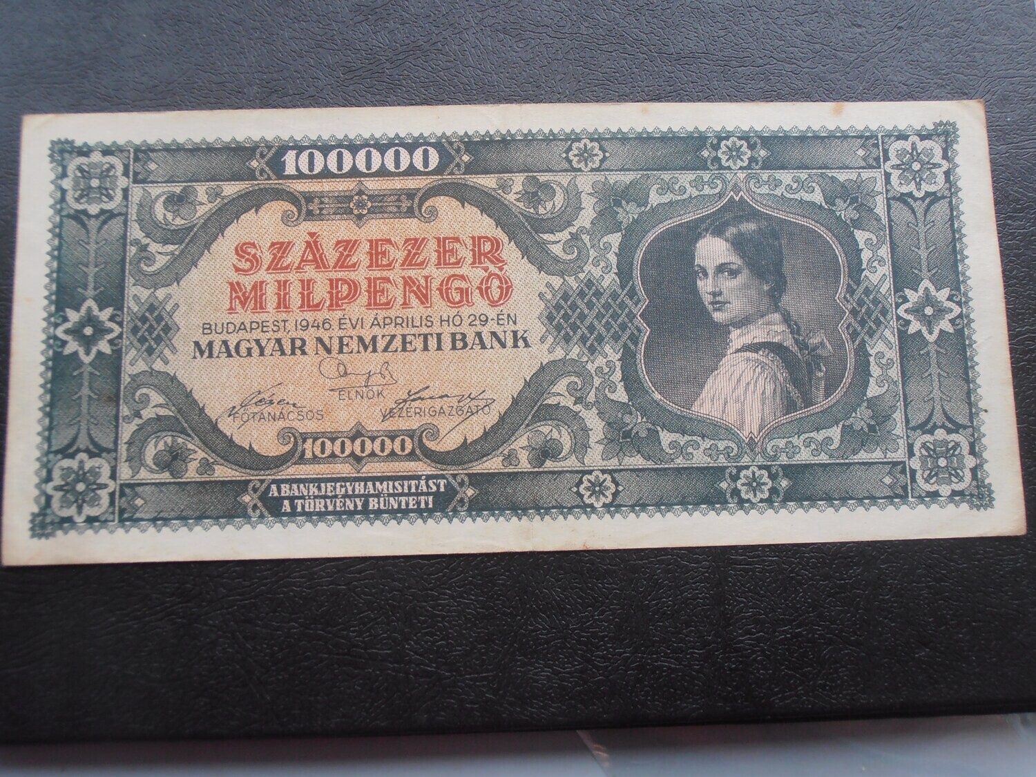 Hungary 100000 Pengo - 1946