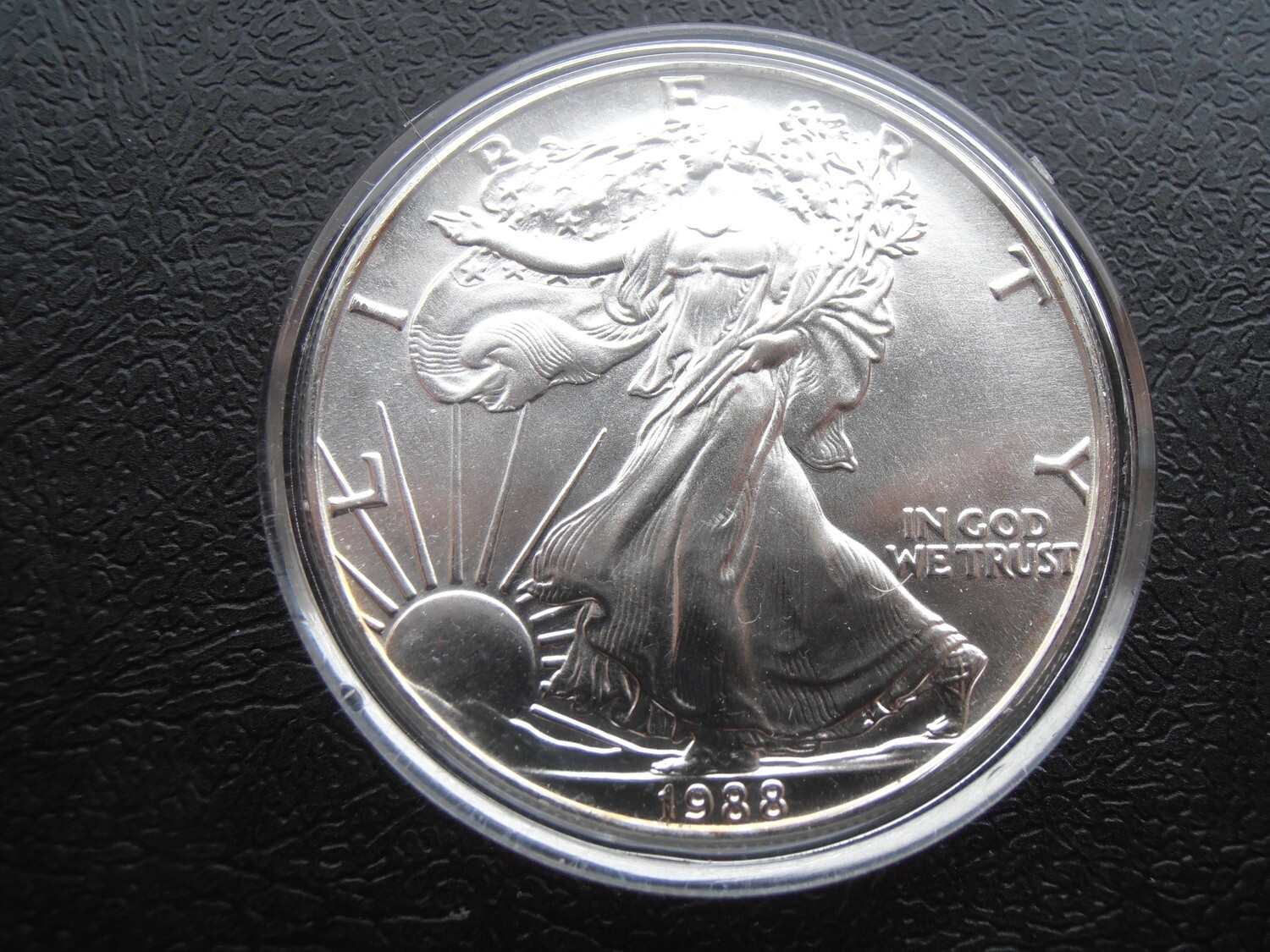 United States Silver Dollar - 1988 (Eagle)