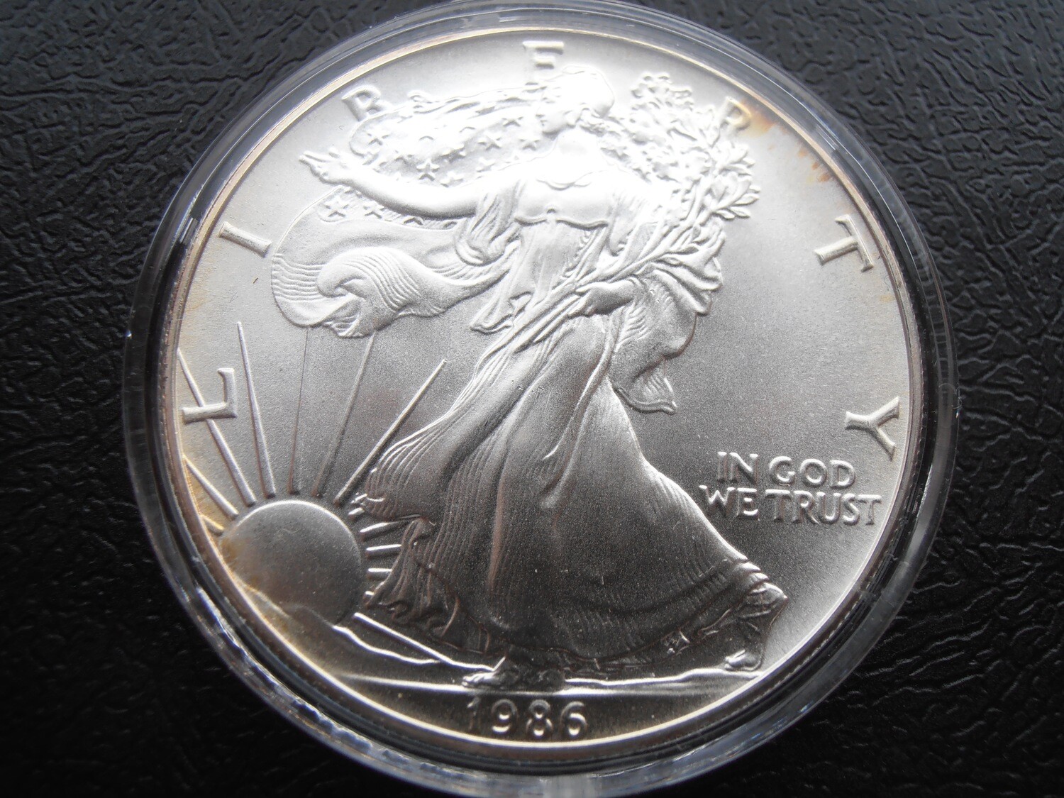 United States Silver Dollar - 1986 (Eagle)