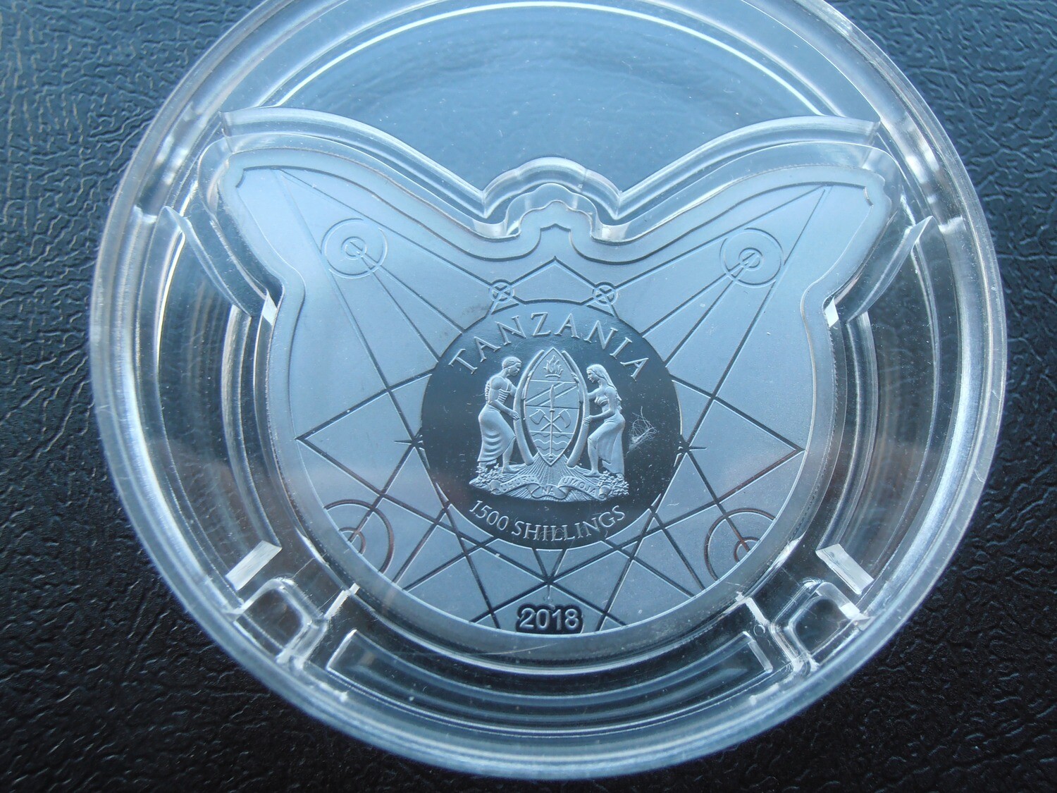 Tanzania 1500 Shillings - 2018 (Deaths Head Hawkmoth)