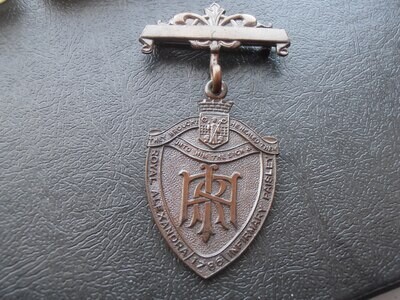 Royal Alexandra Infirmary Paisley Badge
