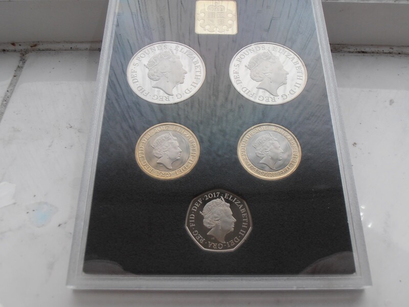 2017  -  Proof Set (Commemorative Edition)