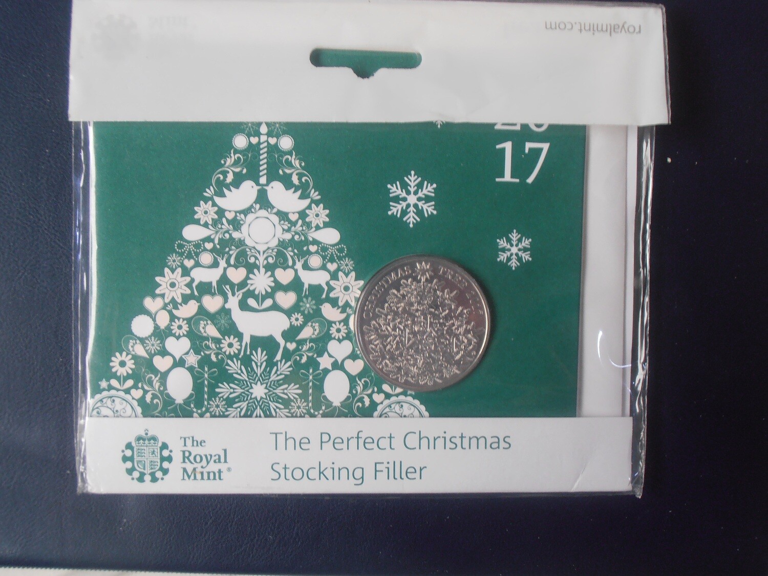 2017 - Five Pounds (Christmas)