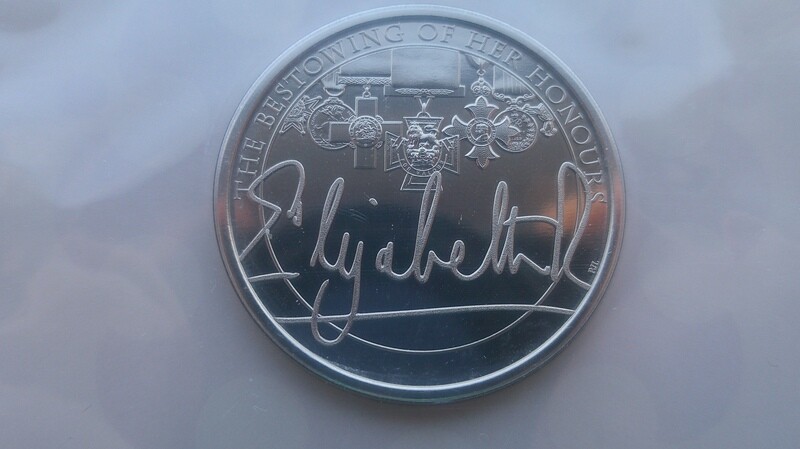 2022 - Five Pounds (Queens Reign Honours and Investitures)