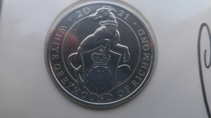 2021 - Queens Beast Five Pounds (Greyhound of Richmond)