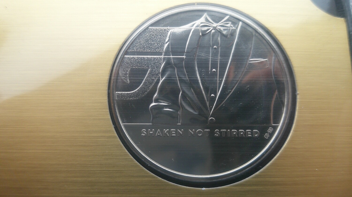 2020 - Five Pounds (James Bond 007 3 Coin Set)
