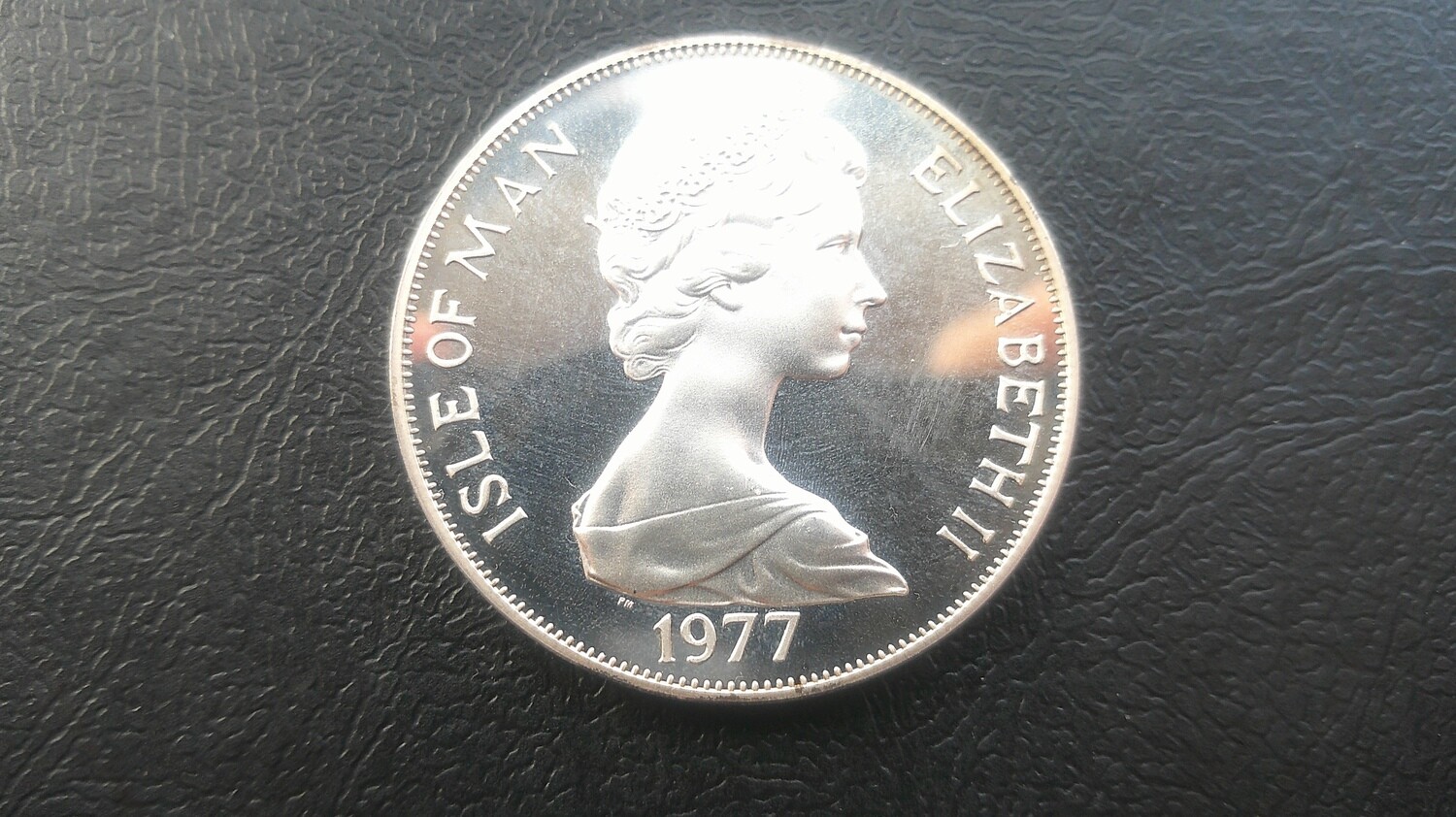 Isle of Man One Crown - 1977 (Queens Silver Jubilee)