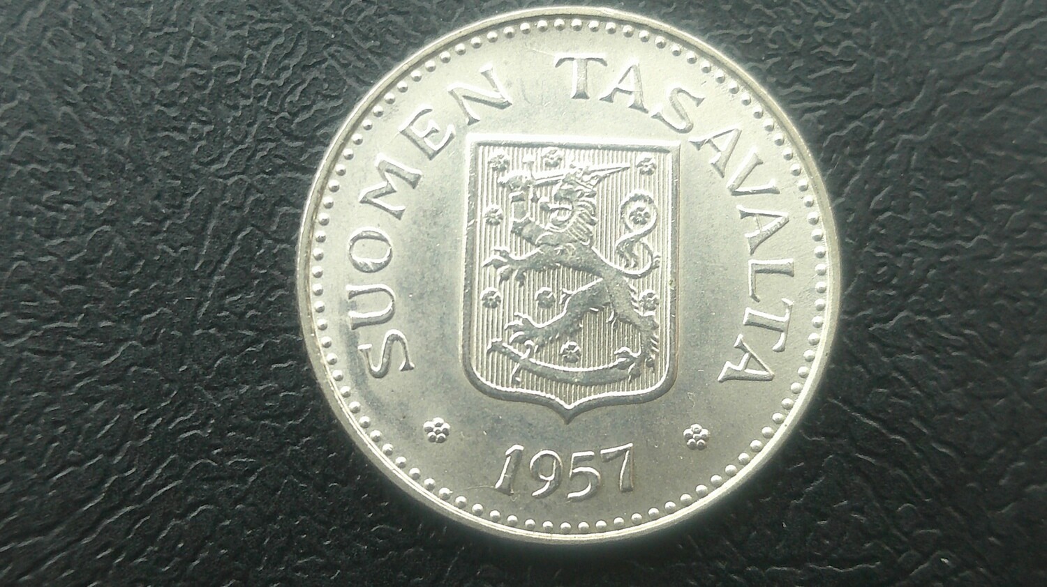 Finland 200 Markkaa  -  1957