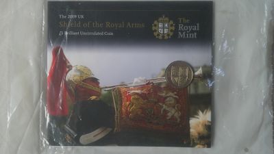 2009 - One Pound (Shield of the Royal Arms)