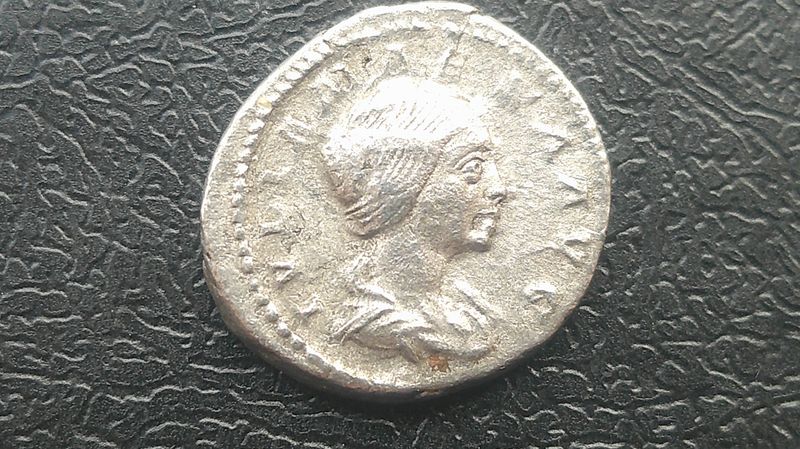 Julia Maesa Denarius - 220-222 AD