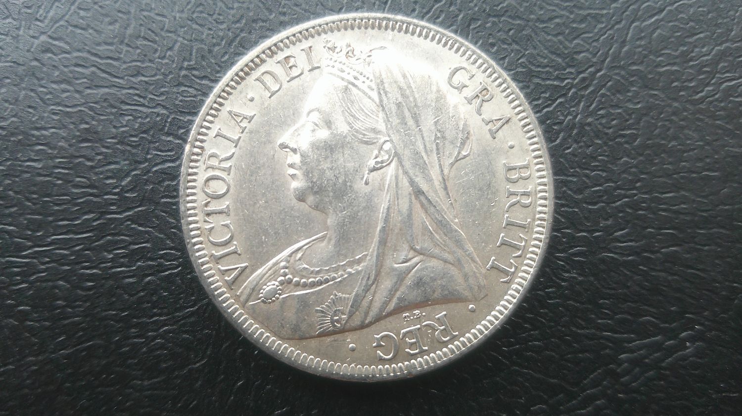 1901  -  Halfcrown