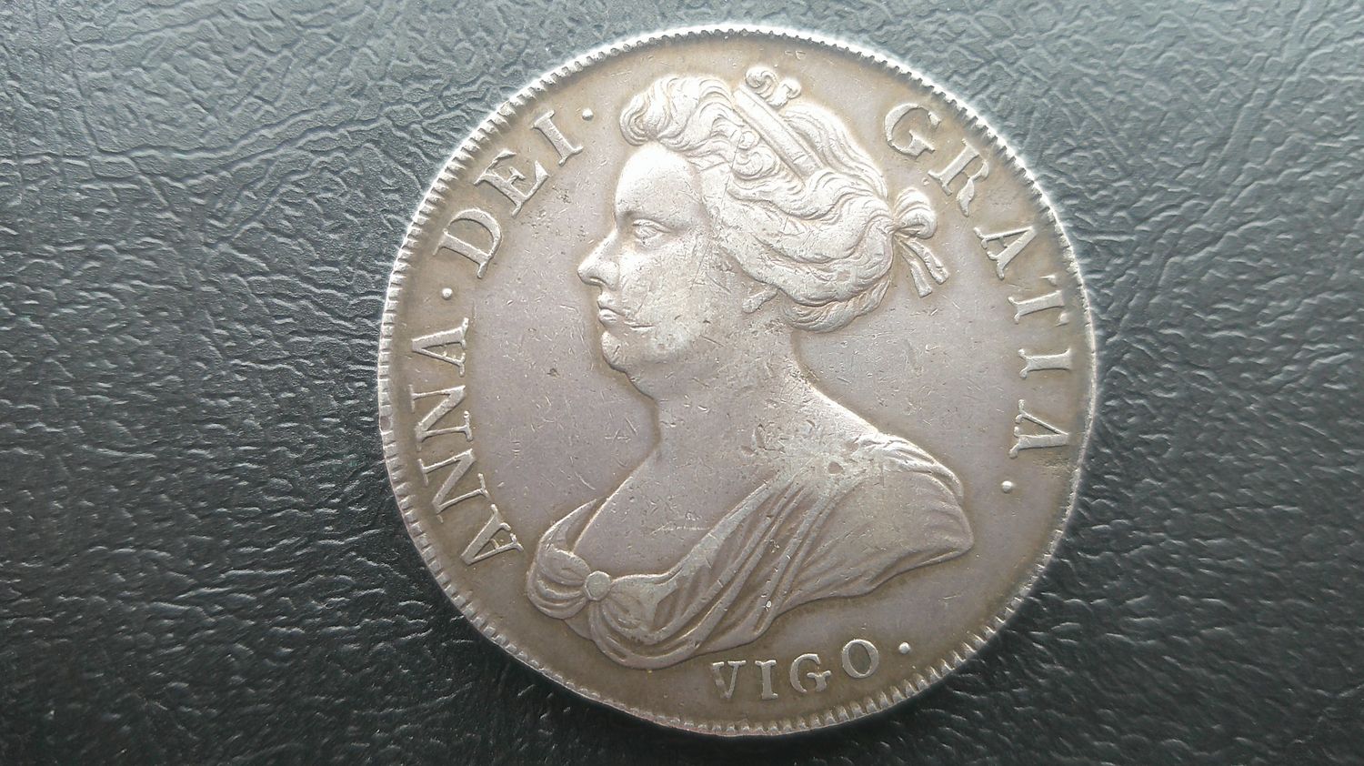 1703 Vigo - Crown