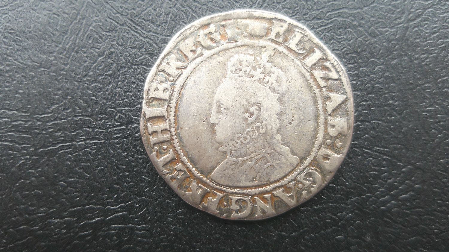 Elizabeth I Shilling - 1592-95