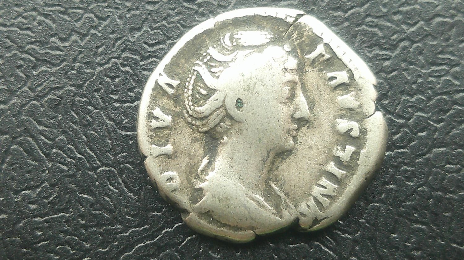 Denarius Faustina Senior - 141-161 AD (a)