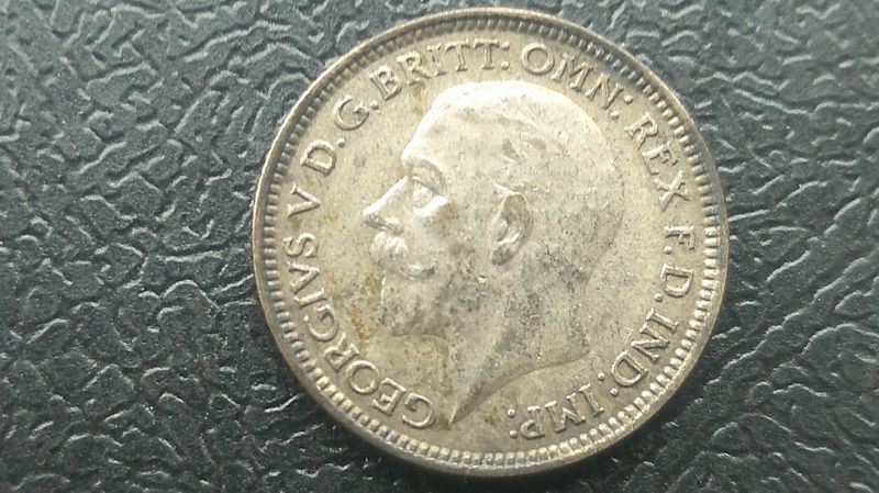 1928 Sixpence