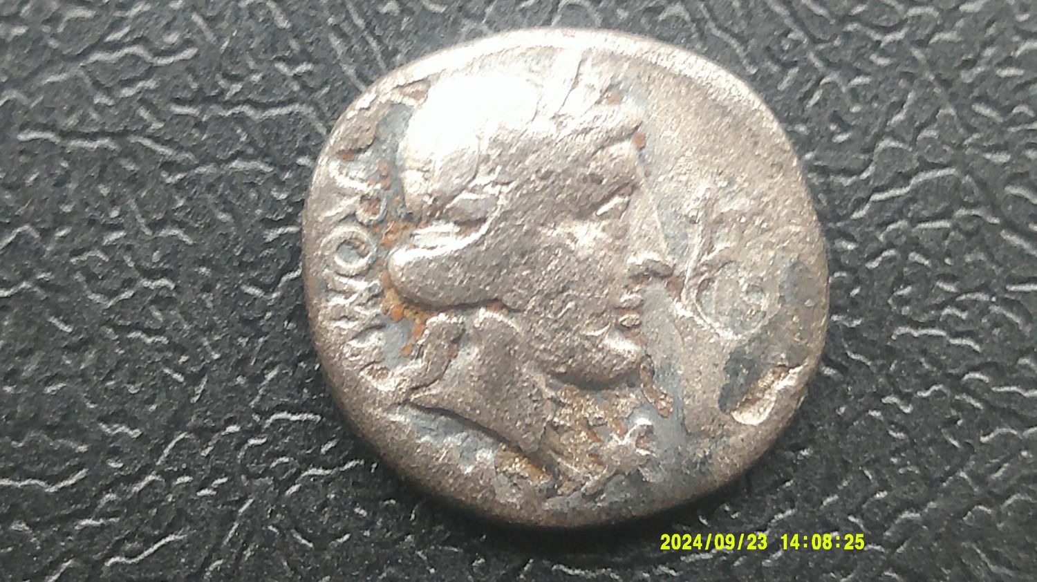 Roman Republic Denarius  127 BC  Q Fabius Maximus