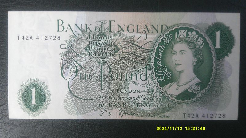 Bank of England £1  -  1967 (Off Centre)