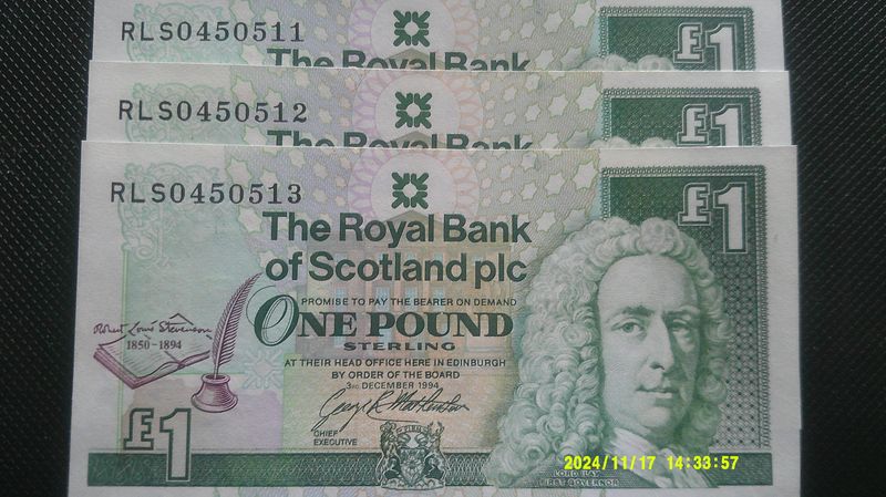 Royal Bank of Scotland £1  -  1994  (R.L.S.) x 3 Consecutive