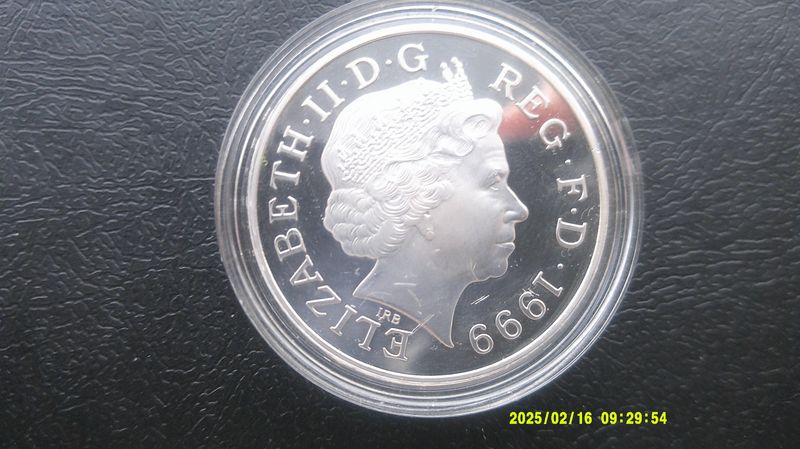 1999 - Millenium £5 Silver Proof  MRPD