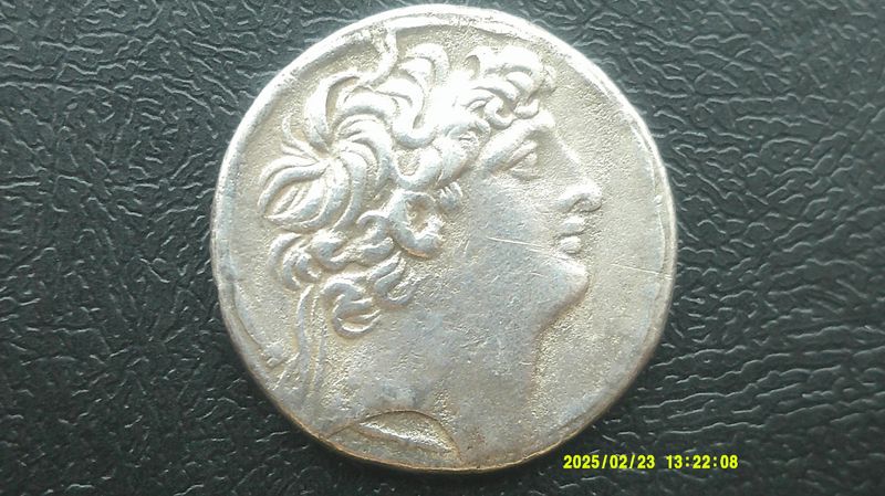 Seleukid Tetradrachm  -  121-96 BC  Antiochus VIII