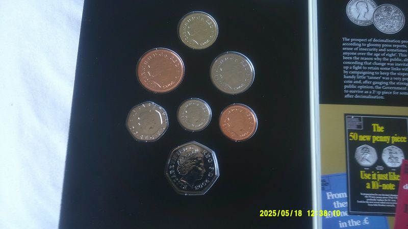 2008 -  Uncirculated Set (,Emblems of Britain)