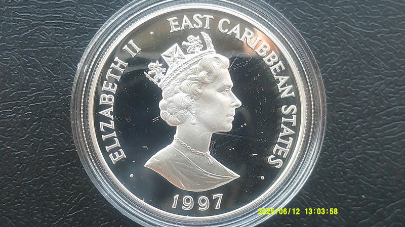 East Caribbean States $10 Silver Proof - 1997(50th Wedding Anniversary) PDHR