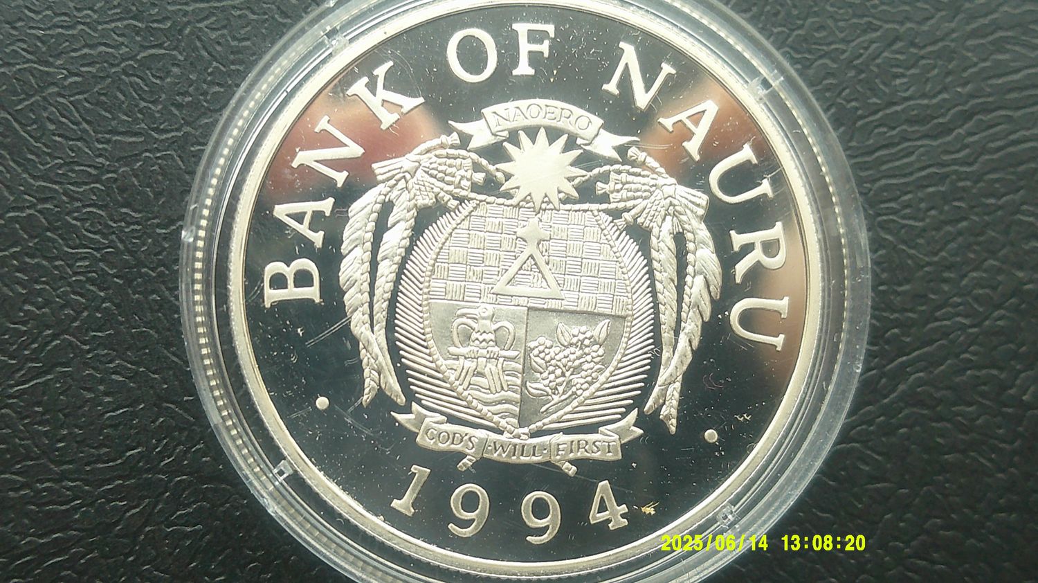 Mongolia  Nauru 10 Dollars - 1994